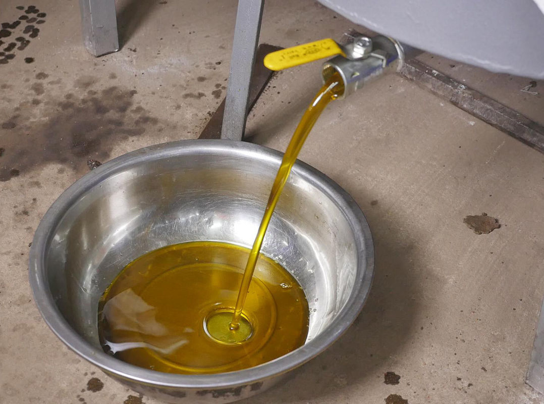 92%-96% Rate Oil Mesin Pencet Minyak Sekrup dengan 1.5 Kw Oil Cake Feeding System Power