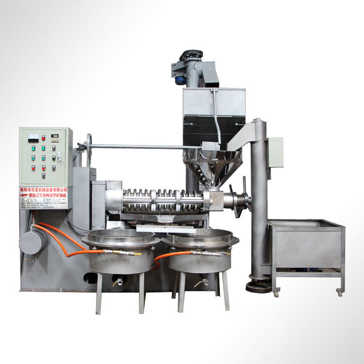 Mesin Press Minyak Kelapa Screw Dengan Filter Vakum Kecepatan Pemeras 100-130 RPM